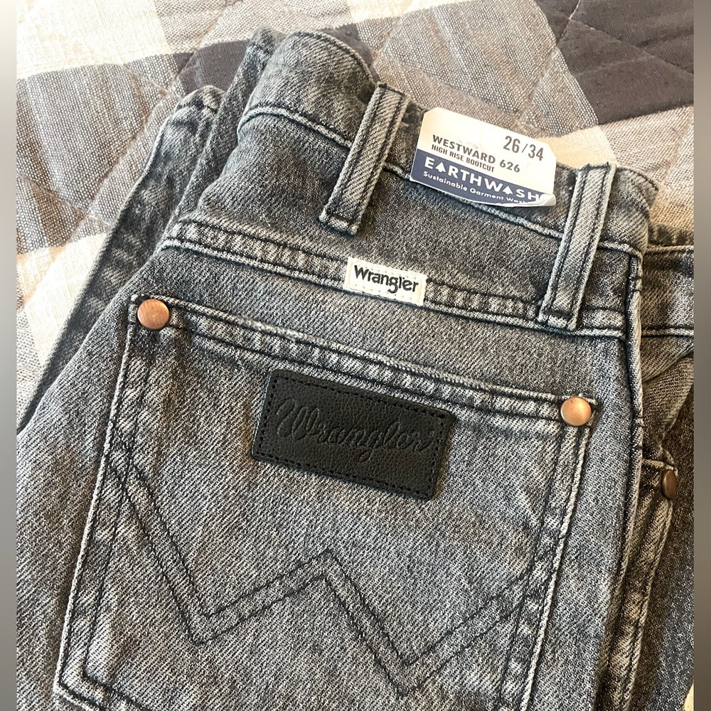 NWT Wrangler High Rise bootcut jeans